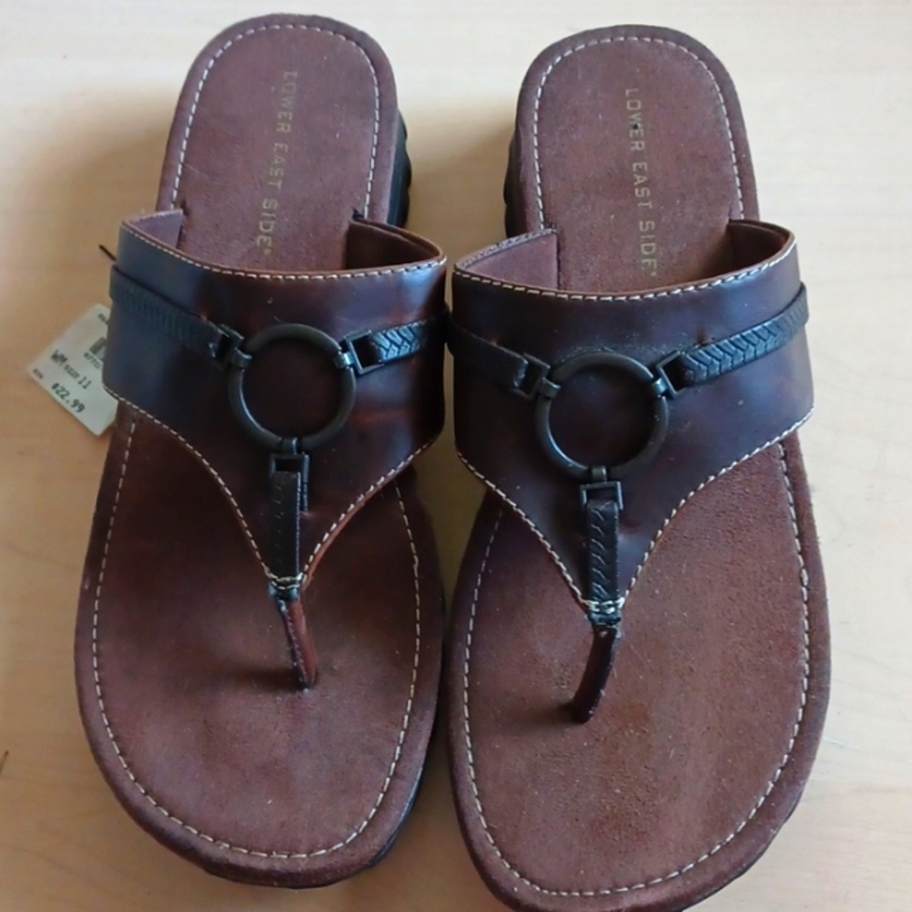 Sandles